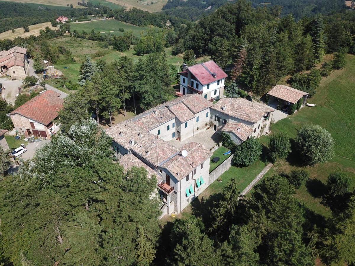 Neviano degli Arduini La Corte Bonomini Bed & Breakfast エクステリア 写真