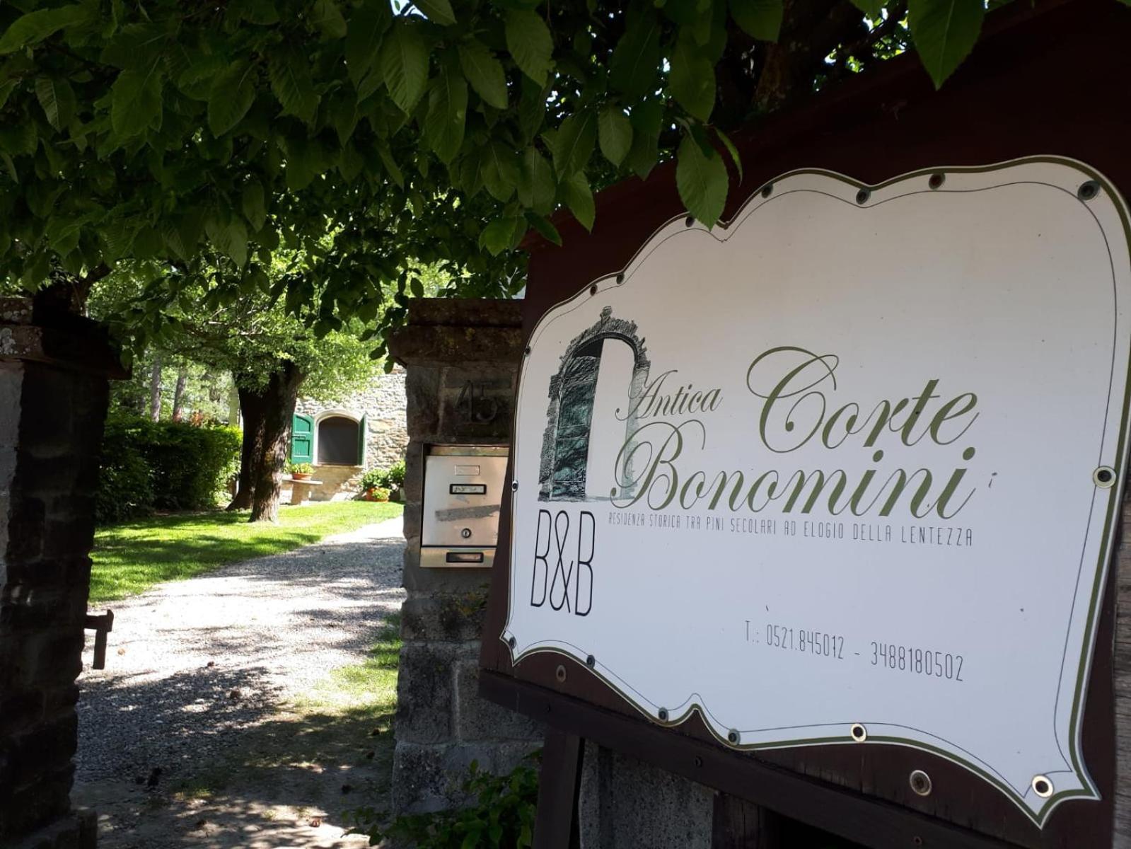 Neviano degli Arduini La Corte Bonomini Bed & Breakfast エクステリア 写真